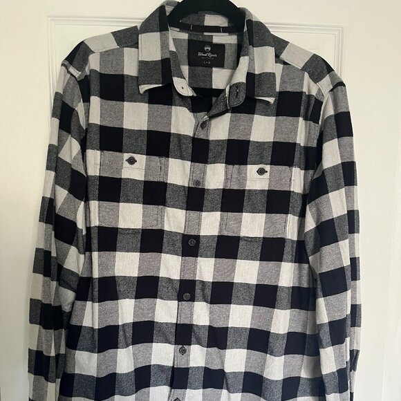 Wind River Black and White Plaid Flannel Shirt - Picture 2 of 11